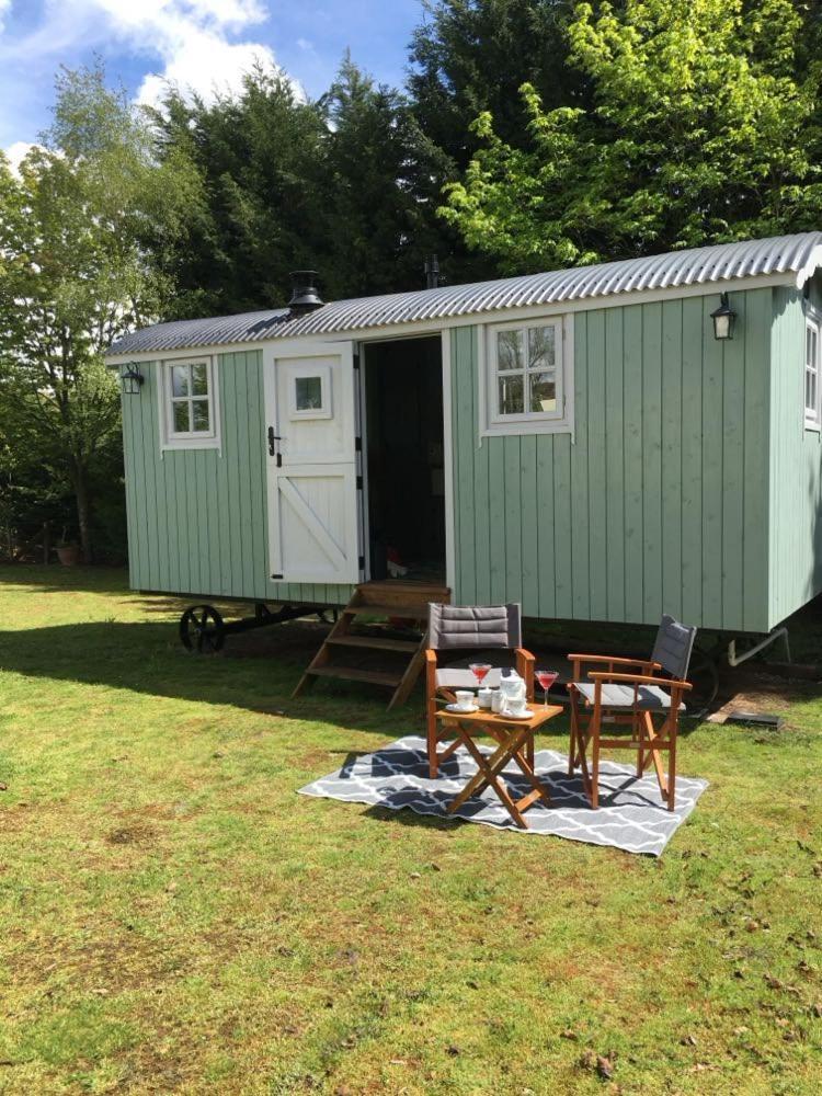 Jasmine The Shepherd Hut Campsite Woodhall Spa
